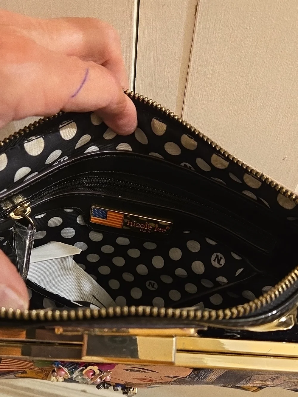 Nicole Lee Graphic Shoulder Bag